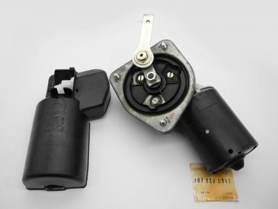 1078200942 Wischermotor W107 SL SLC