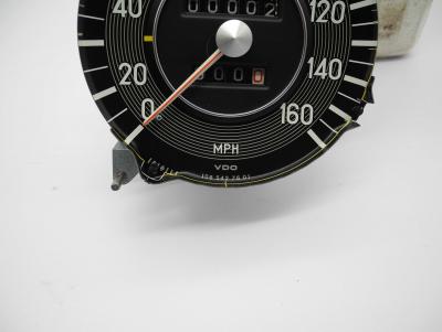 1085427601 Tachometer US-Version MPH