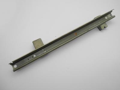 1107300515 Fensterführung linke Fondtür Heckflosse