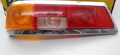 1108201166 Rückleuchte links W110 Deckel