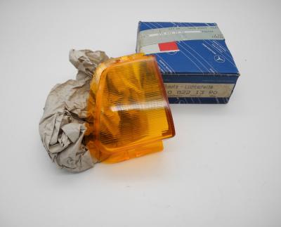 1108221390 Blinkerglas vorne links W110
