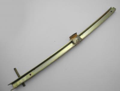 1137201117 Fensterlaufschiene links hinten Pagode