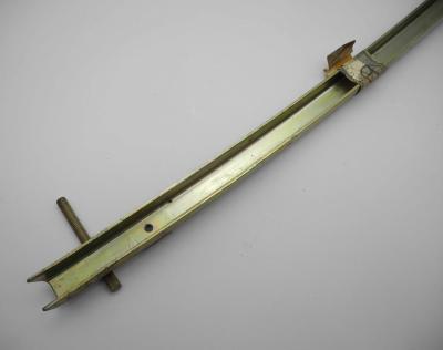 1137201117 Fensterlaufschiene links hinten Pagode