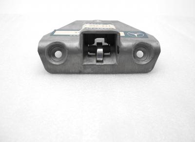 1137500285 trunk lock lower part