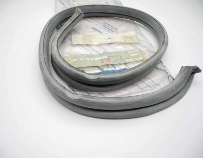 1137951222 Seal for hard- and softtop Pagoda