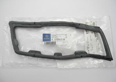 1138260158 Left taillight seal W113