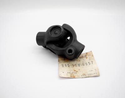1154600957 Kreuzgelenk W113 W114 W115