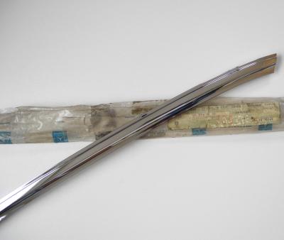 1156980189 Zierblende links an C-Säule /8