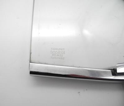 1157202055 Turn window right Clear glass