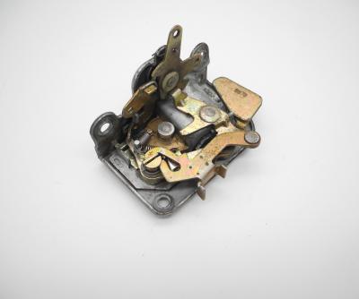 1157300135 Door lock rear left child safety lock