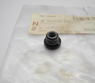 1160700077 Fuel injector holder