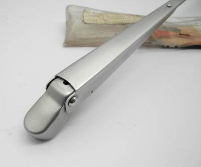 1168200144 Wischerarm links RHD W116