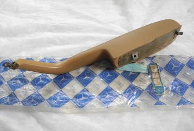 1169700101 8103 Armlehne links Beige