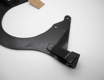 1212203116 Engine mount front