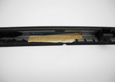 1236900762 Schutzleiste links unter Heckleuchte