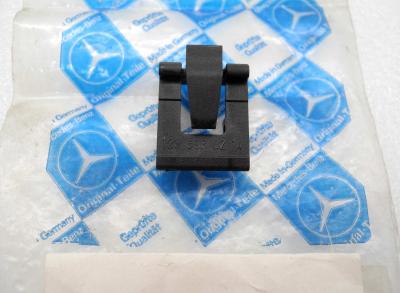 1236980214  Fastening clip top trim panel C-pillar