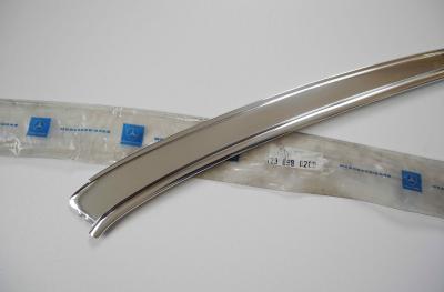 1236980289 Zierleiste rechts an C-Säule