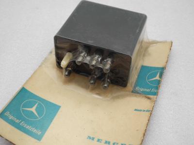 1238210063 Impulse generator wiper motor
