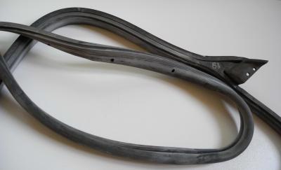 1247200878 Front right door seal