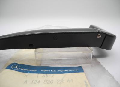1248202344 Left wiper arm headlight cleaning system