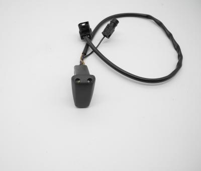 1248601947 Wischwasserdüse links beheizt W124