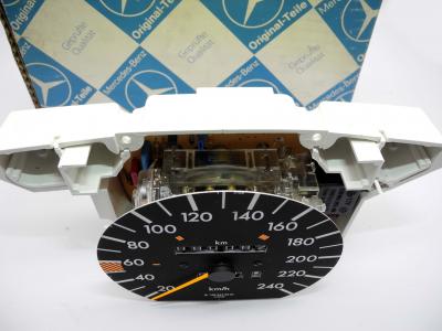 1265428301 Elektronischer Tachometer W126