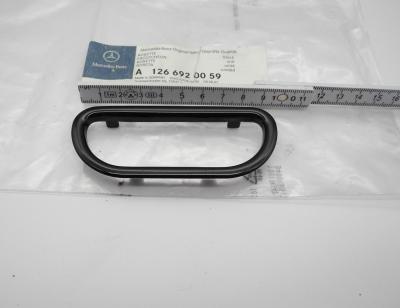 1266920059 Blende Durchführung Sicherheitsgurt