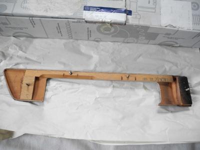 1267200422 Zierleiste Beifahrertür Zebrano W126