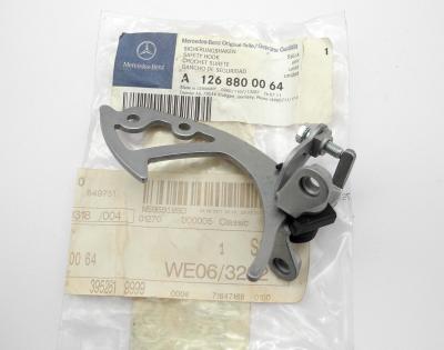 1268800064 Hood latch W126