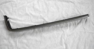 1408203964 Light strip on the left rear lamps W140