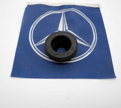 1869970781 Durchführgummi