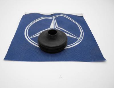 1869970781 Durchführgummi