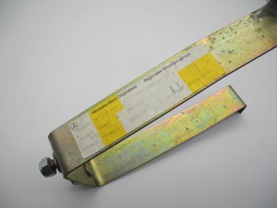 3094001126 Halter Radkappe hinten T1 T2